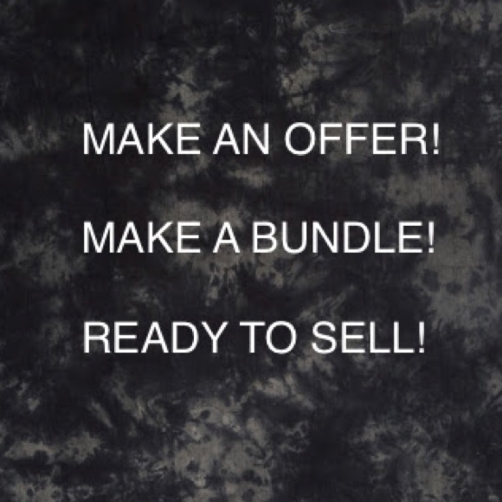 CLOSET CLEAN OUT! OPEN TO OFFERS! FREE SHIPPING!